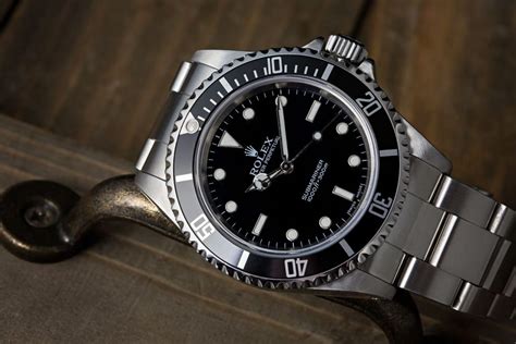 Rolex 14060 Review: Why This Vintage Submariner Still Shines